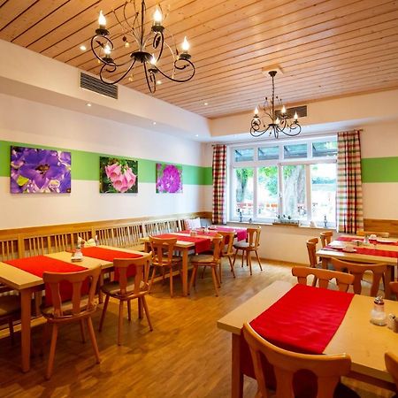 Gasthaus Und Hotel Goettler Josef Rumeltshausen ภายนอก รูปภาพ